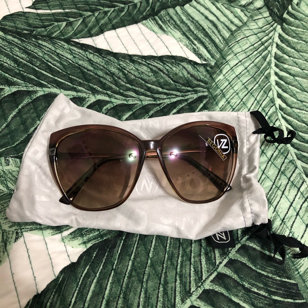 VONZIPPER sunglasses